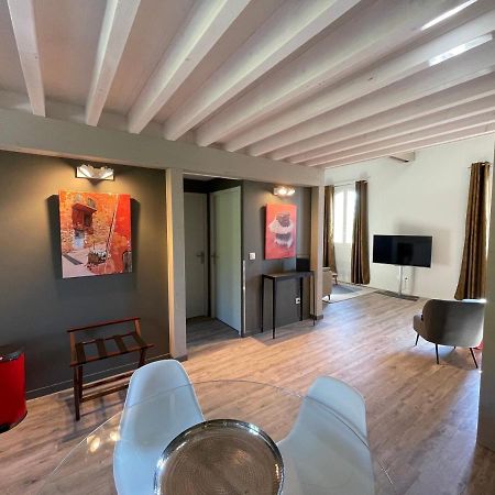 Hotel Estelou Sommières Εξωτερικό φωτογραφία
