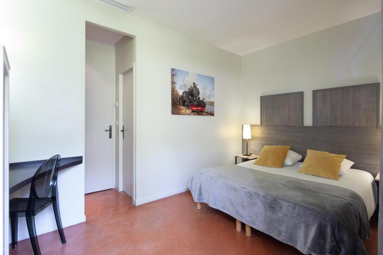 Hotel Estelou Sommières Εξωτερικό φωτογραφία