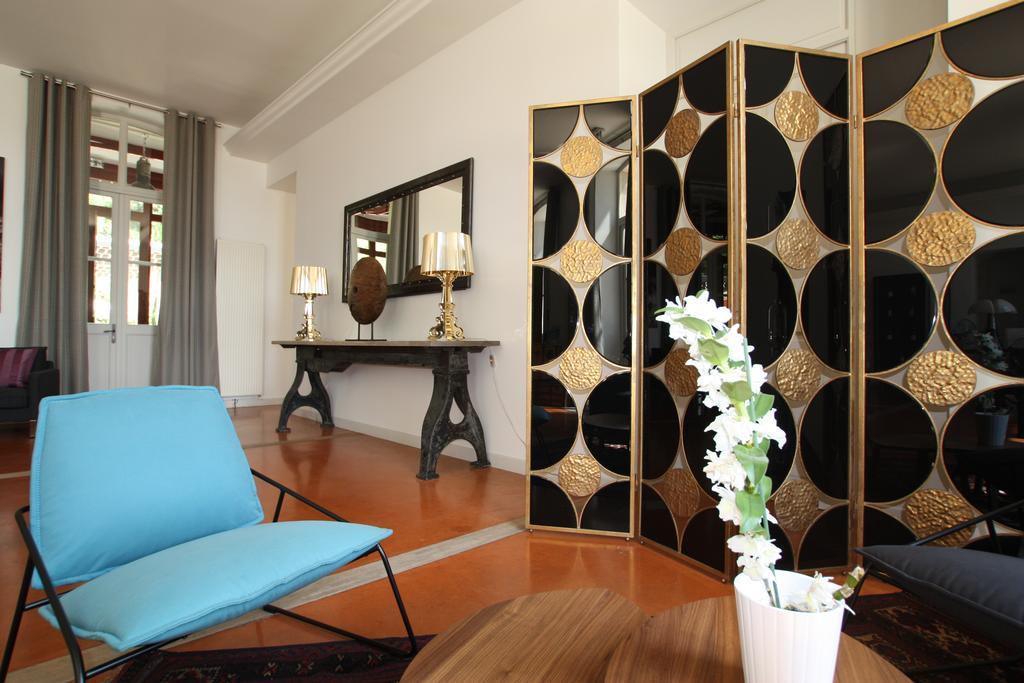 Hotel Estelou Sommières Εξωτερικό φωτογραφία