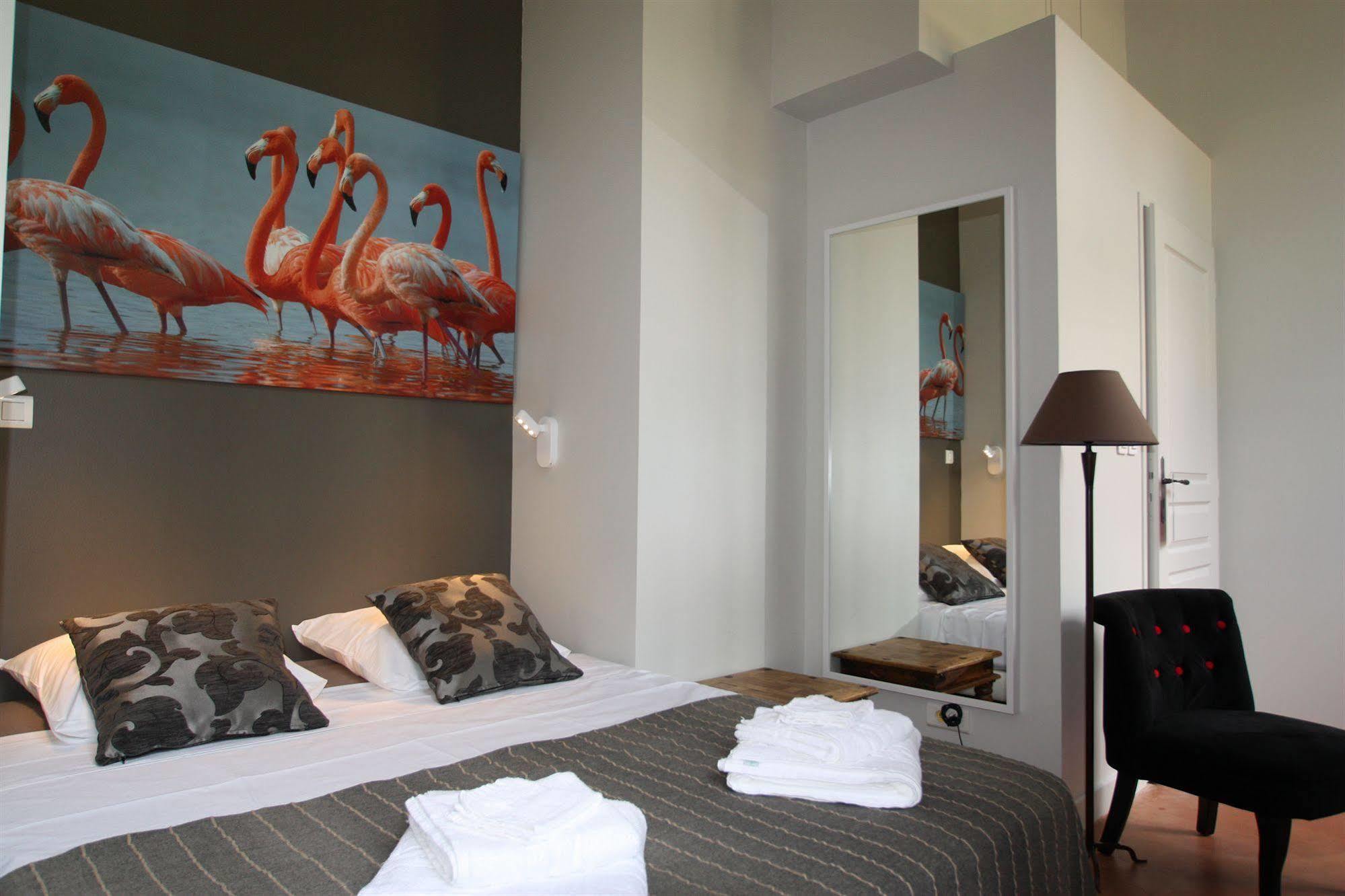 Hotel Estelou Sommières Εξωτερικό φωτογραφία