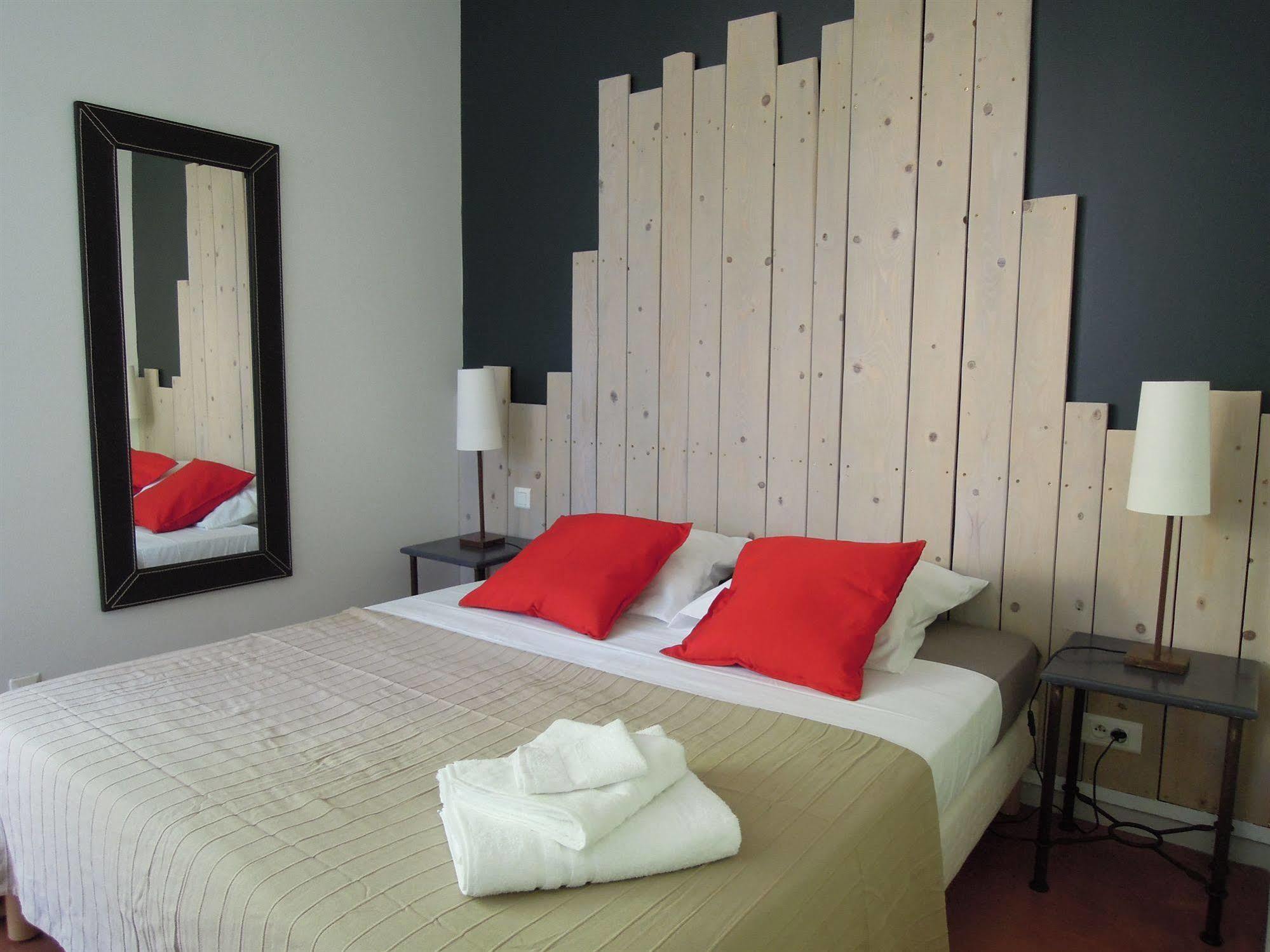 Hotel Estelou Sommières Εξωτερικό φωτογραφία