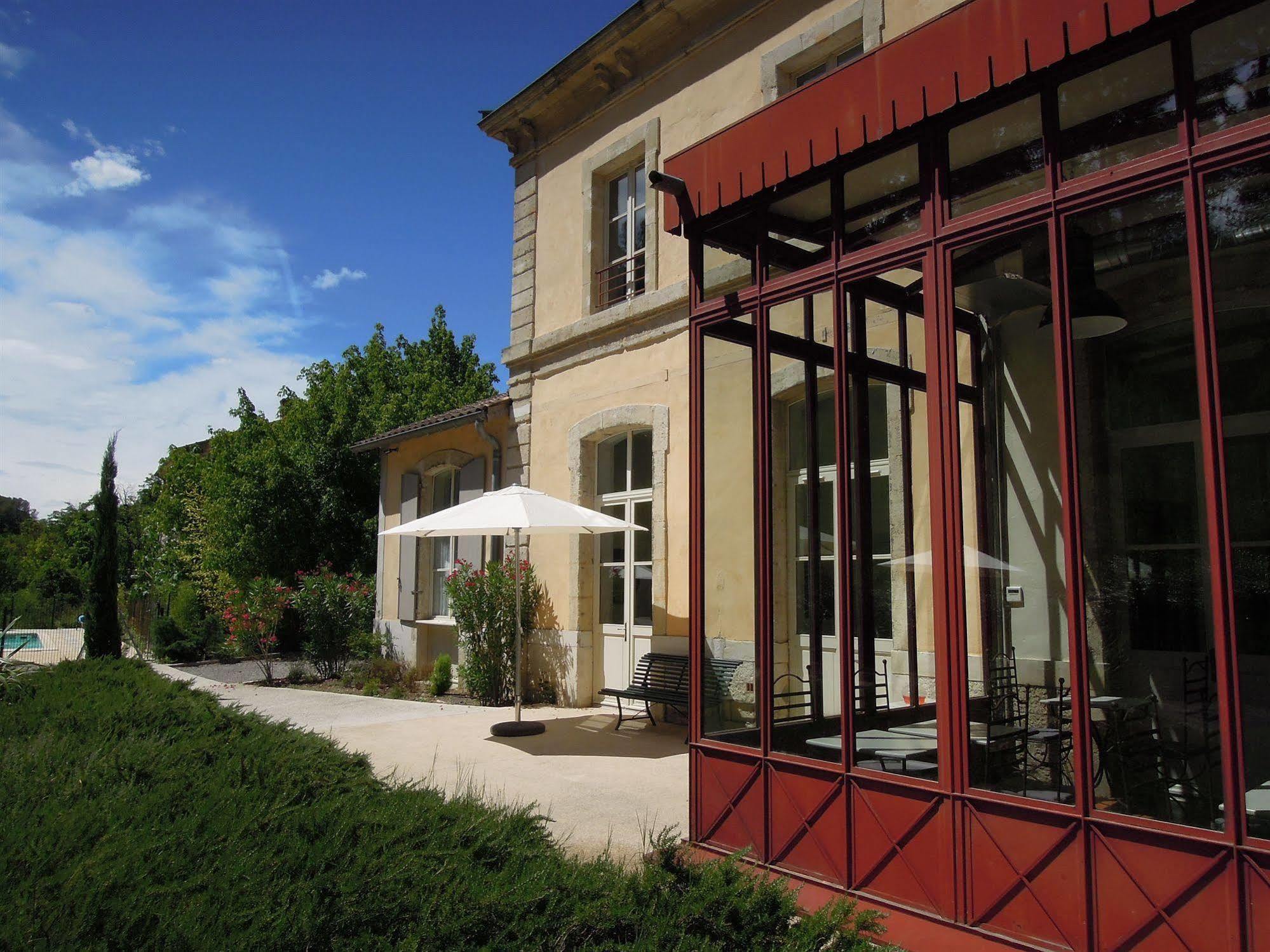 Hotel Estelou Sommières Εξωτερικό φωτογραφία